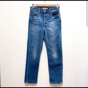 Levi’s Wedgie Straight High Rise Jeans